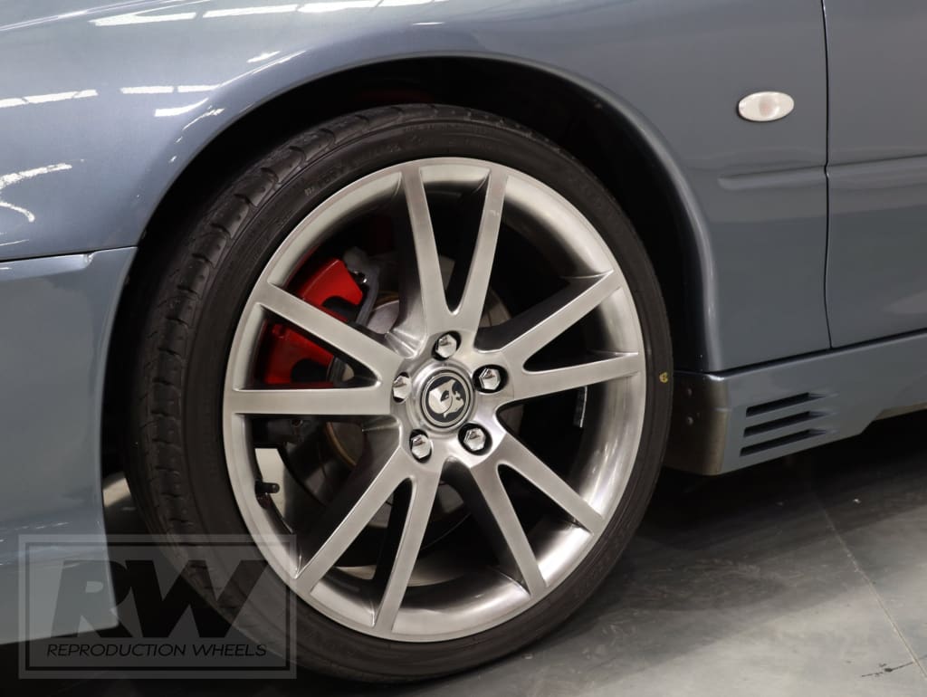 [FORGED] VZ GTO Coupe 19 inch Shadow Chrome REPLICA Wheels (PRE-VE)