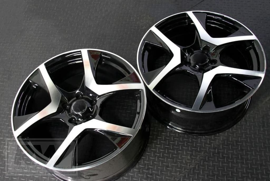 GEN-F2 Clubsport R8 20 inch Black Machined REPLICA Wheels