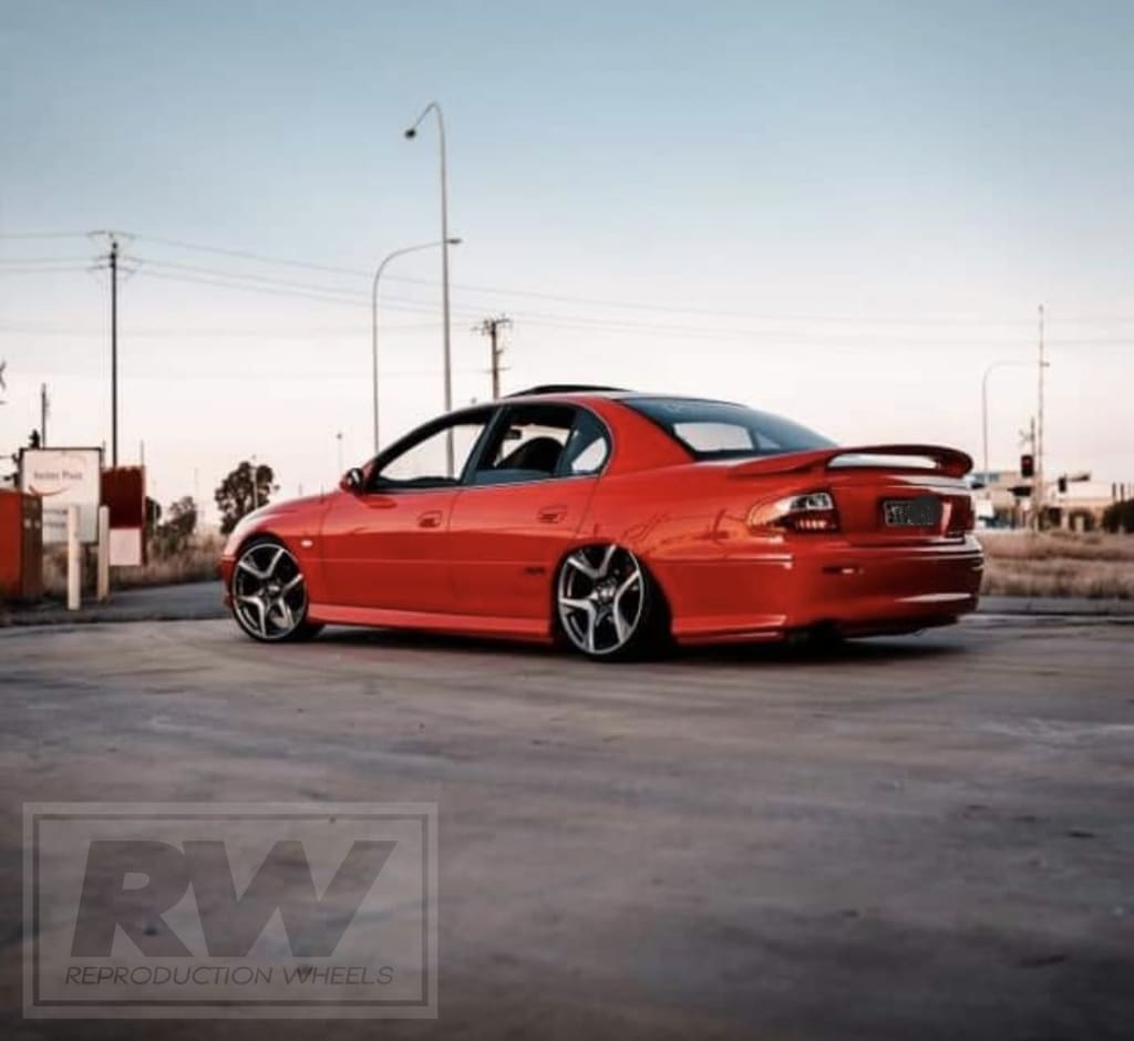 GEN-F2 Clubsport R8 20 inch Grey Machined REPLICA Wheels