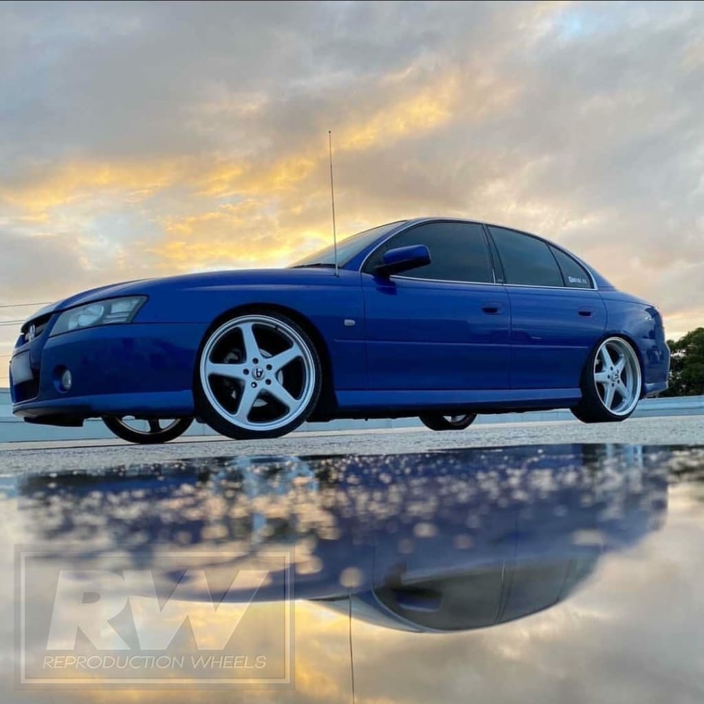 HSV VL Group A SS WALKINSHAW 22 inch Silver REPLICA Wheels